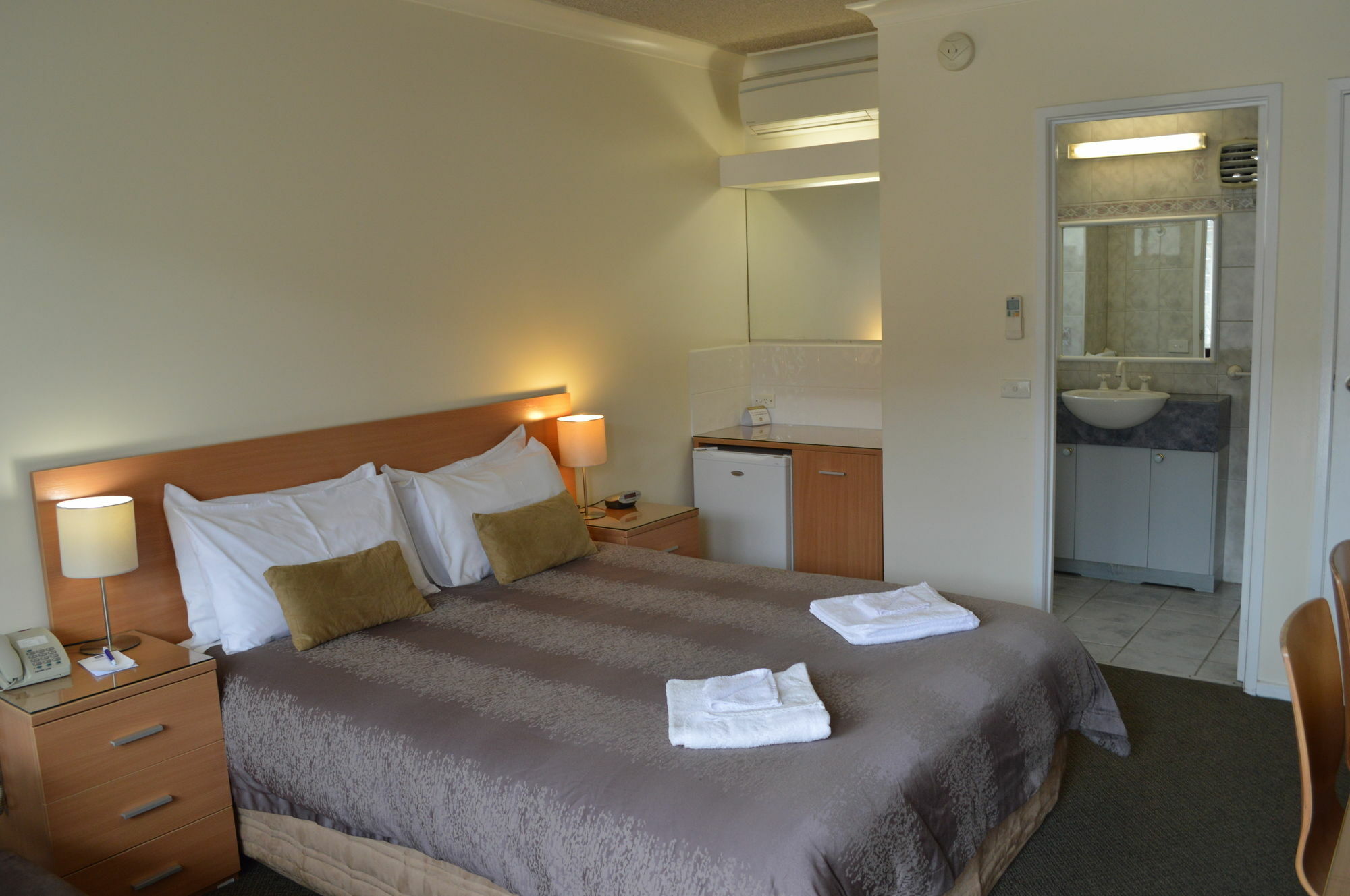 Best Western Governor Gipps Motor Inn Traralgon Exterior foto